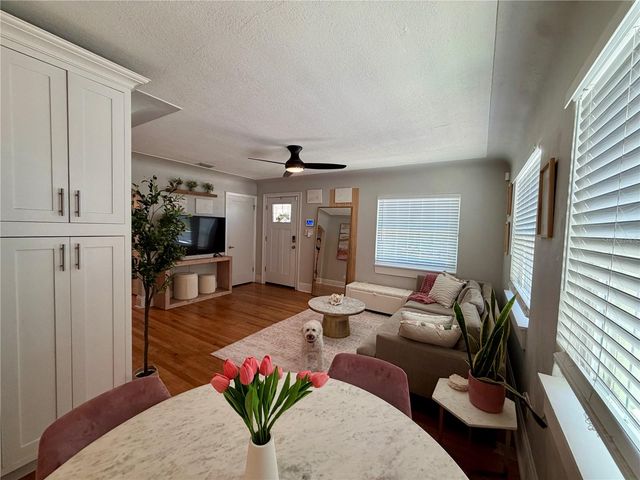 3924 17TH STREET N, St Petersburg, FL 33714