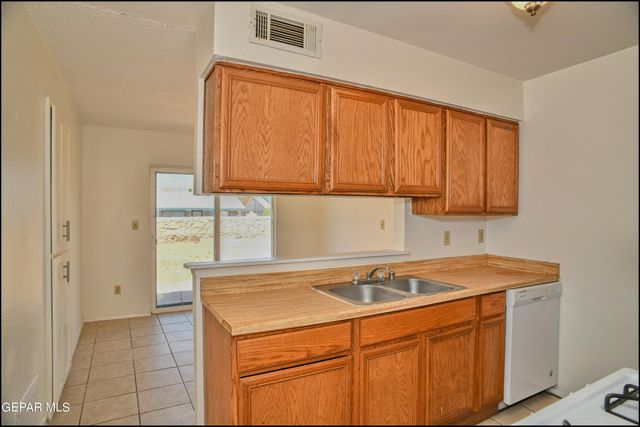 10809 Jadestone Street, El Paso, TX 79924