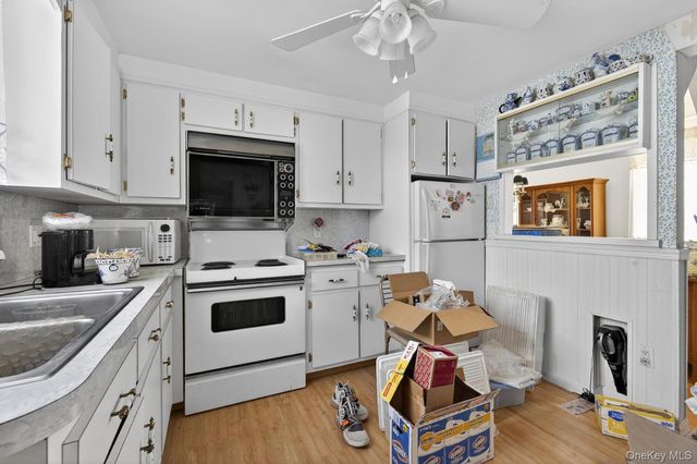 2003 Park Avenue, East Meadow, NY 11554