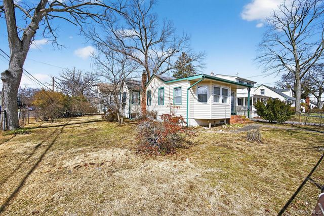 2003 Park Avenue, East Meadow, NY 11554