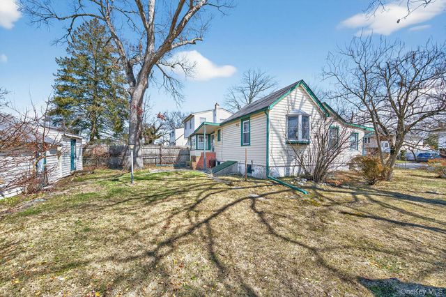 2003 Park Avenue, East Meadow, NY 11554