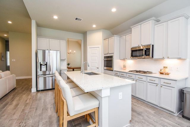 3426 Majestic Pine Lane, Rosenberg, TX 77471