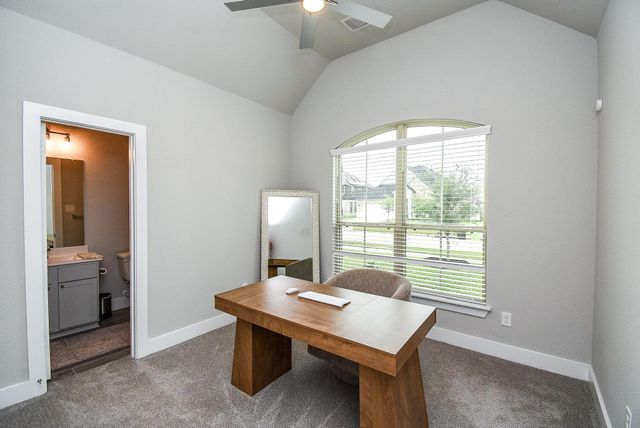 3426 Majestic Pine Lane, Rosenberg, TX 77471