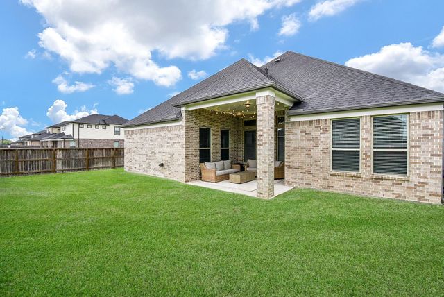 3426 Majestic Pine Lane, Rosenberg, TX 77471