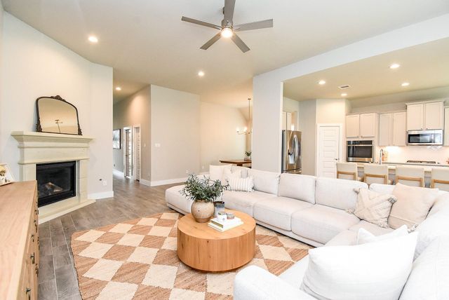 3426 Majestic Pine Lane, Rosenberg, TX 77471