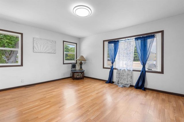 6114 S Highway 51, Janesville, WI 53546