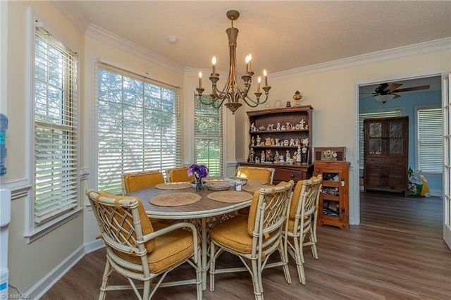 6004 Stone Bluff Drive, Clemmons, NC 27012
