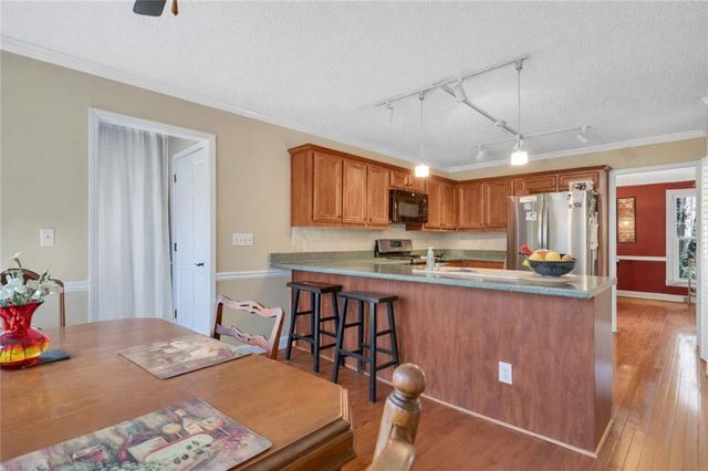 4360 S Smoke Ridge NE Court, Roswell, GA 30075