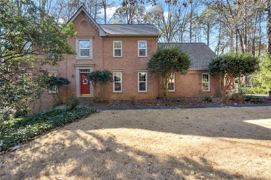 4360 S Smoke Ridge NE Court, Roswell, GA 30075