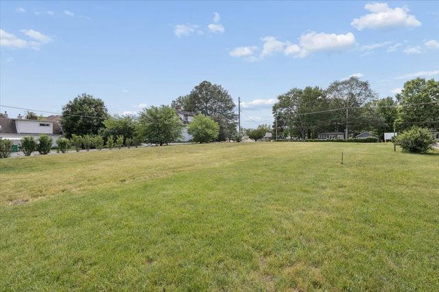410 Morning Star Lane, Wauconda, IL 60084