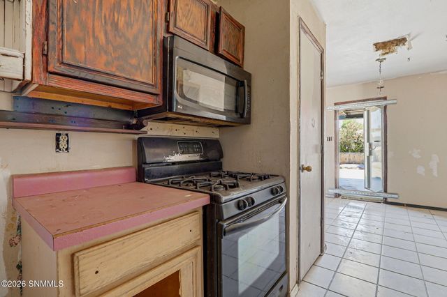 1954 Lyon Place, Las Cruces, NM 88001