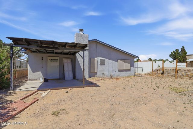 1954 Lyon Place, Las Cruces, NM 88001