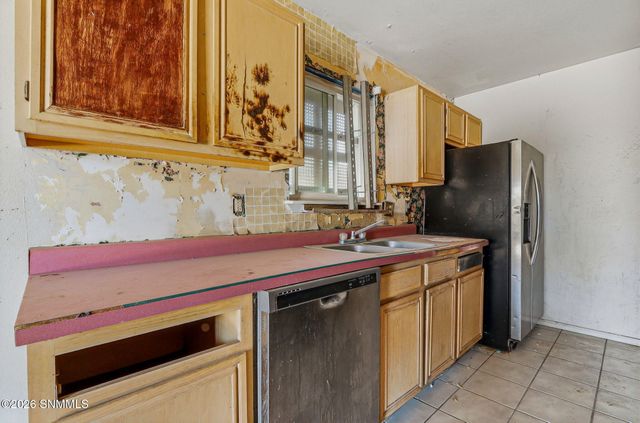 1954 Lyon Place, Las Cruces, NM 88001