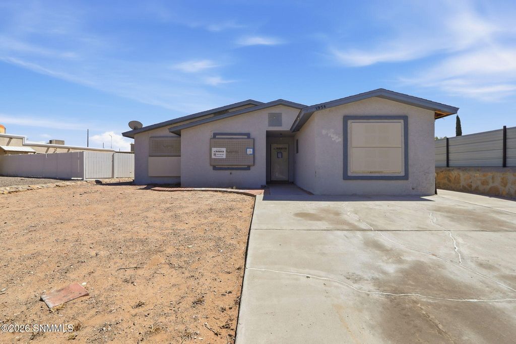 1954 Lyon Place, Las Cruces, NM 88001