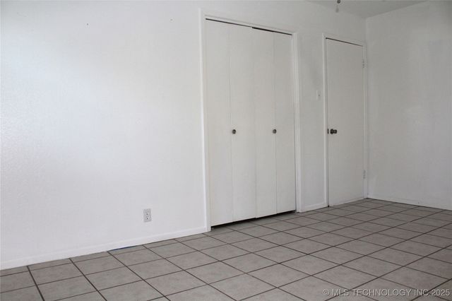 1512 N 10th Avenue, Durant, OK 74701