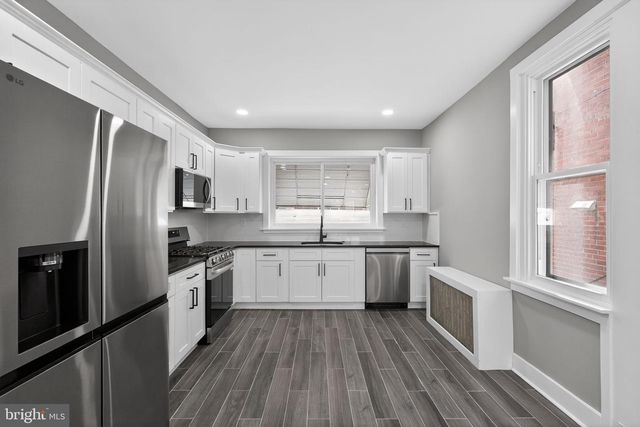 32 HARTRANFT AVE, Norristown, PA 19401