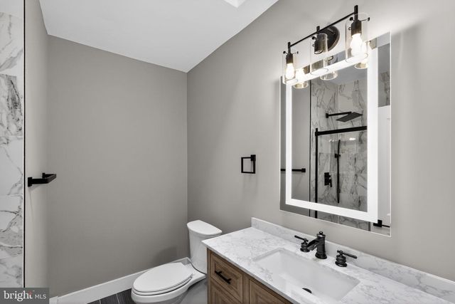 32 HARTRANFT AVE, Norristown, PA 19401