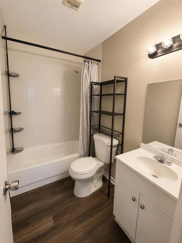 4125 Woodside Drive 2, Coral Springs, FL 33065