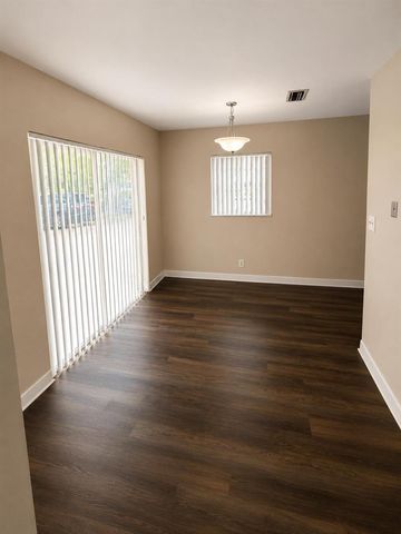4125 Woodside Drive 2, Coral Springs, FL 33065