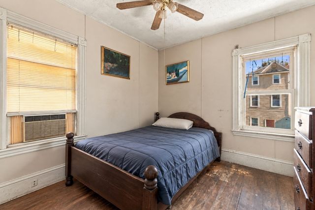 25 Rock Valley Ave, Everett, MA 02149