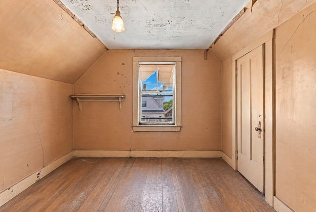 25 Rock Valley Ave, Everett, MA 02149