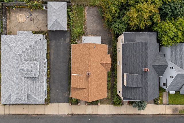 25 Rock Valley Ave, Everett, MA 02149