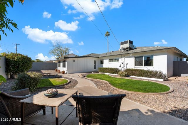 6713 E Cypress Street, Scottsdale, AZ 85257