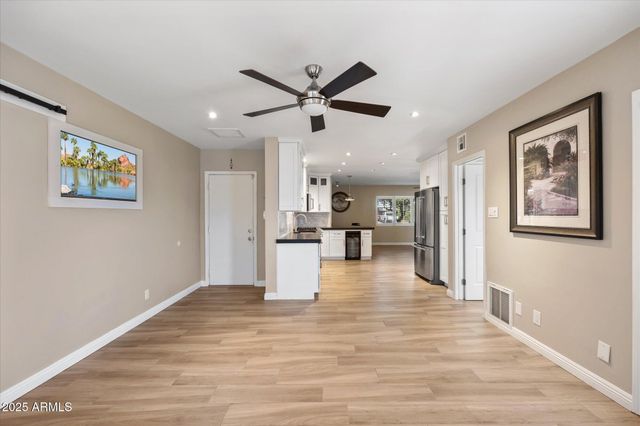 6713 E Cypress Street, Scottsdale, AZ 85257