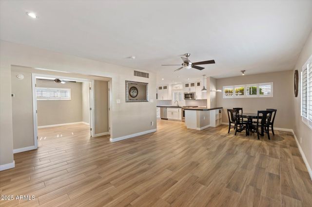 6713 E Cypress Street, Scottsdale, AZ 85257