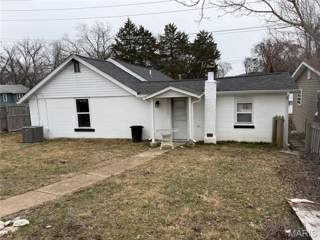 525 S Adams Street, Festus, MO 63028