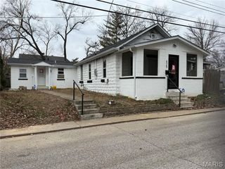 525 S Adams Street, Festus, MO 63028