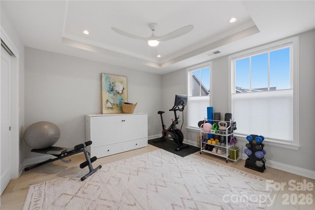 3060 Selwyn Avenue, Charlotte, NC 28209