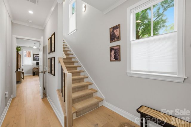 3060 Selwyn Avenue, Charlotte, NC 28209