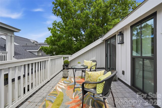 3060 Selwyn Avenue, Charlotte, NC 28209