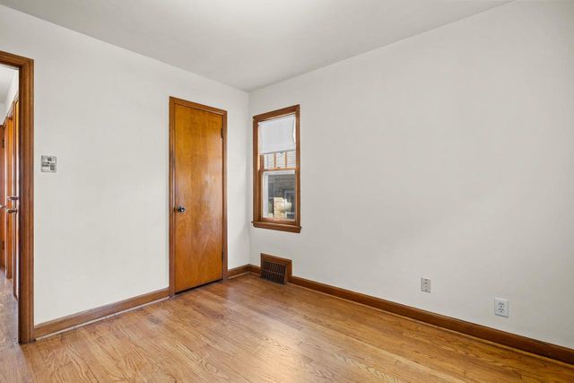 2815 S 46th STREET, Milwaukee, WI 53219