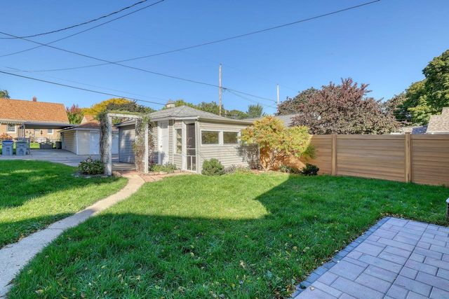 2815 S 46th STREET, Milwaukee, WI 53219