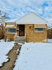 12915 S parnell Avenue, Chicago, IL 60628