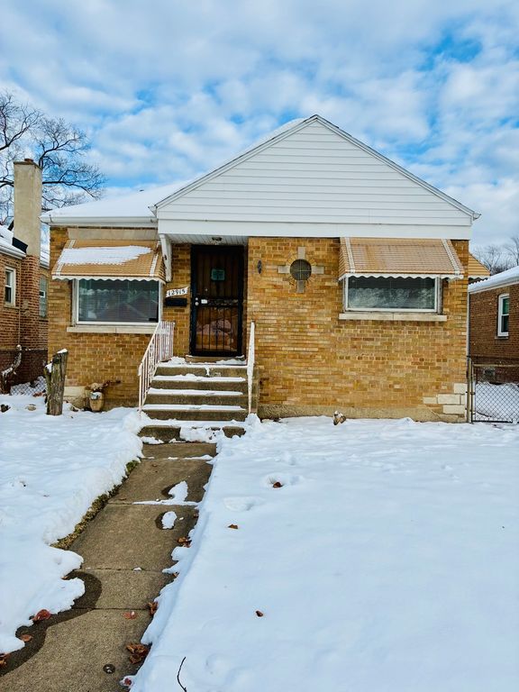 12915 S parnell Avenue, Chicago, IL 60628