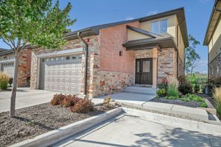 70 Prairie Court, Wheeling, IL 60090