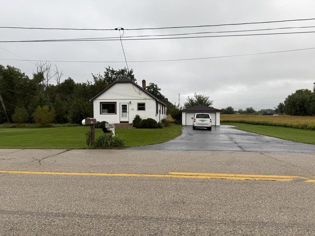 S99W20405 Parker DRIVE, Muskego, WI 53150