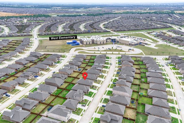 9801 Elk Falls Lane, Aubrey, TX 76227