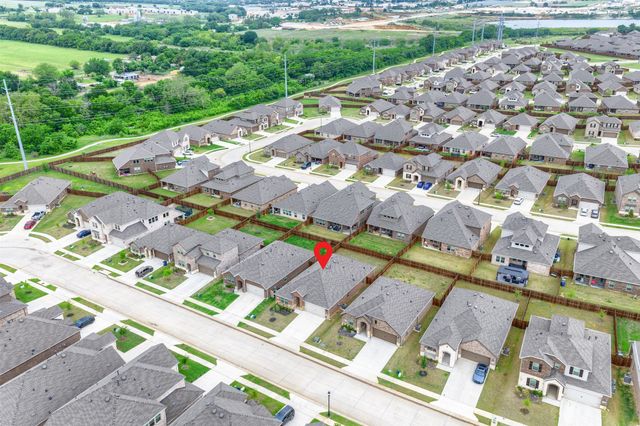 9801 Elk Falls Lane, Aubrey, TX 76227