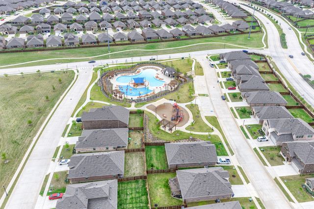 9801 Elk Falls Lane, Aubrey, TX 76227