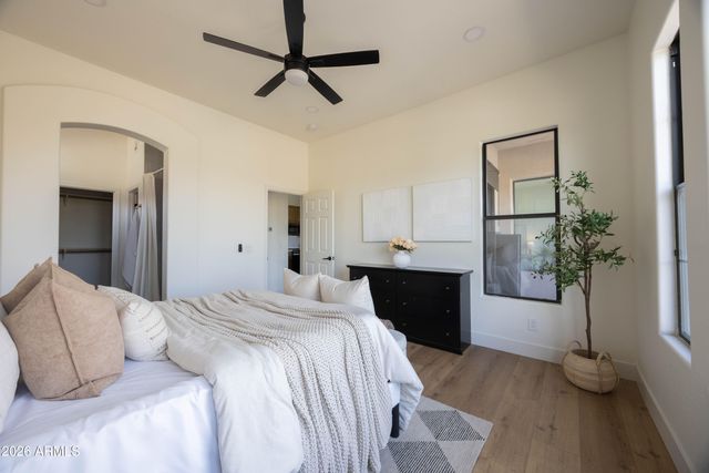 3131 E LEGACY Drive 2076, Phoenix, AZ 85042