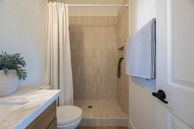 3131 E LEGACY Drive 2076, Phoenix, AZ 85042