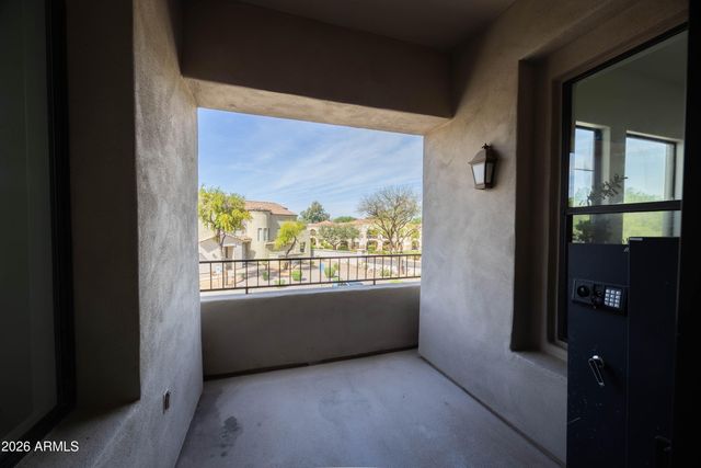 3131 E LEGACY Drive 2076, Phoenix, AZ 85042