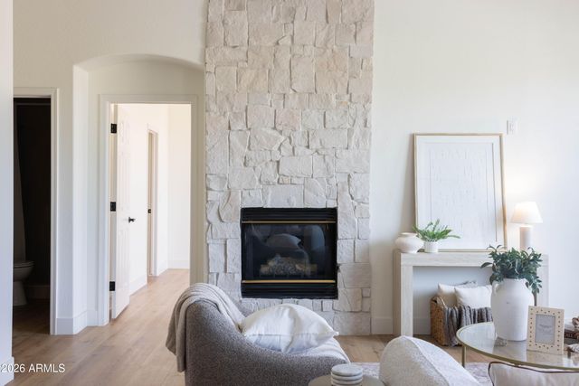 3131 E LEGACY Drive 2076, Phoenix, AZ 85042