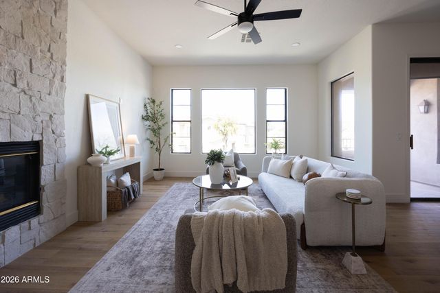 3131 E LEGACY Drive 2076, Phoenix, AZ 85042