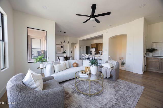 3131 E LEGACY Drive 2076, Phoenix, AZ 85042