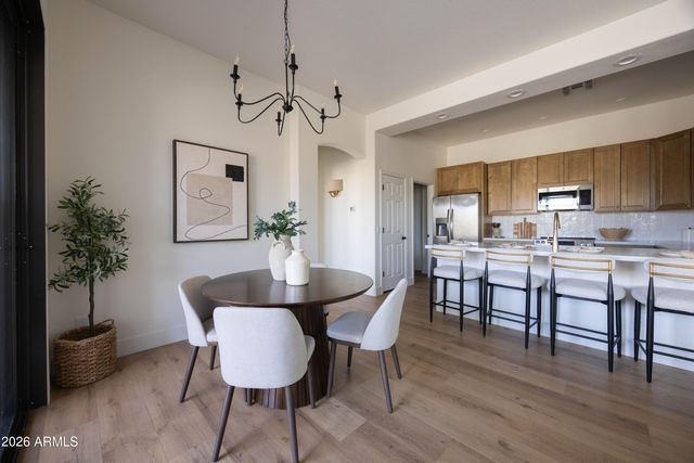 3131 E LEGACY Drive 2076, Phoenix, AZ 85042